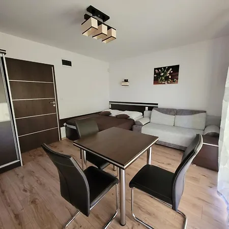 Bueno Quarto em Acomodações Particulares Rowy (Pomerania)